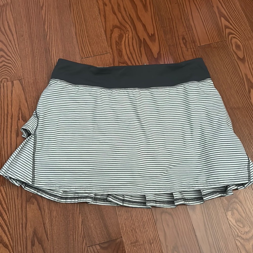 lululemon athletica Black Waistband White with Black Striped Skort
